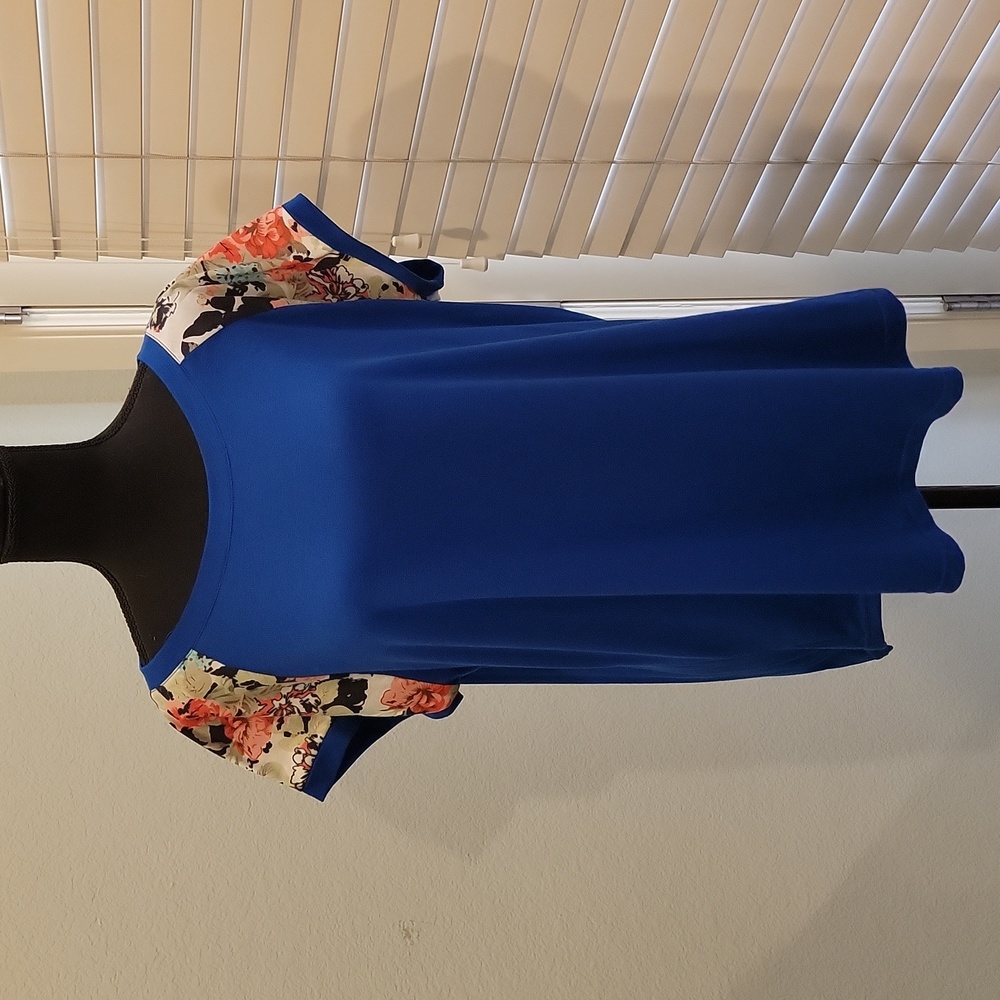 Royal blue top